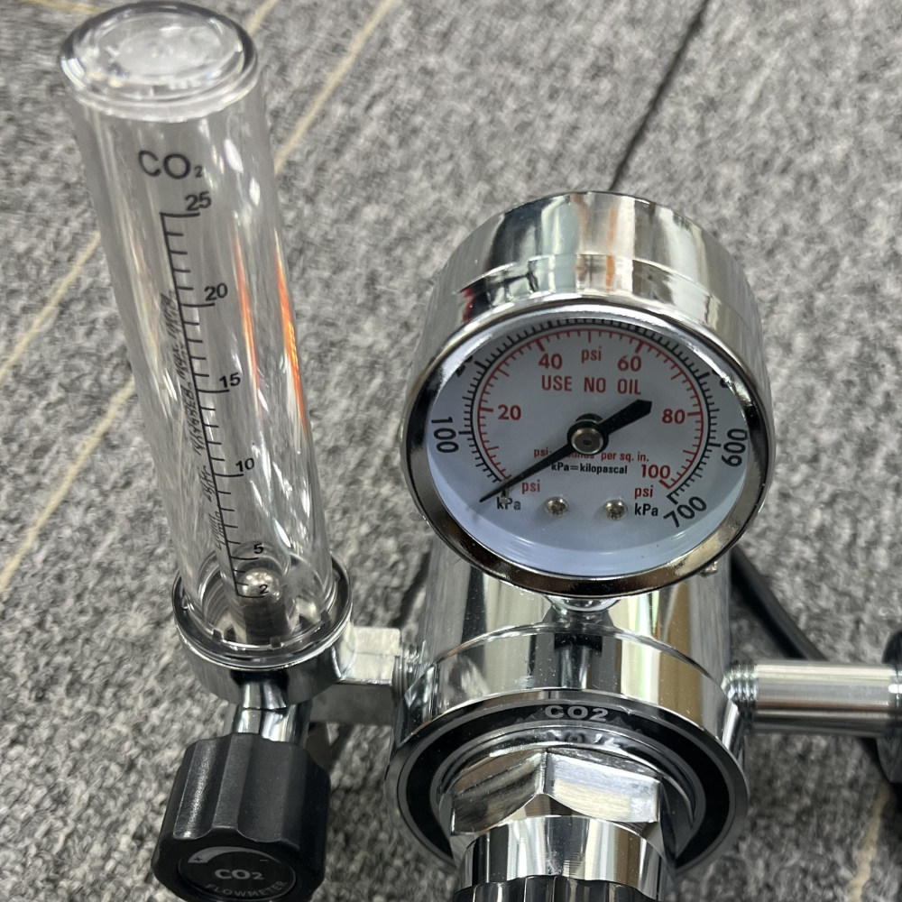 Przepływomierz regulatora podgrzewacza CO2 CRF586